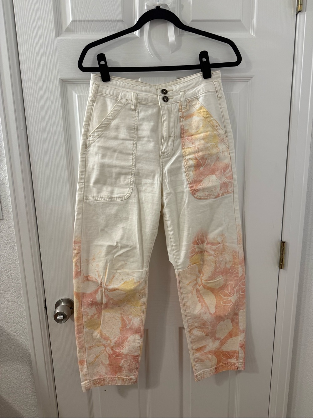 White barrel pants with coral floral design- Pilcro by Anthropologie